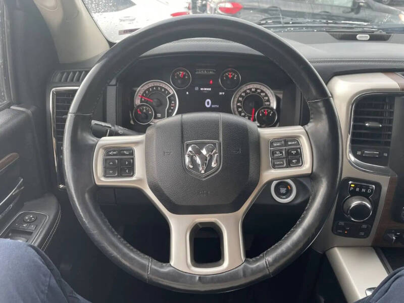 2015 RAM 1500 Laramie