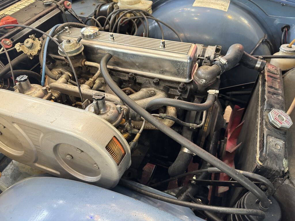 1975 Triumph TR6 25