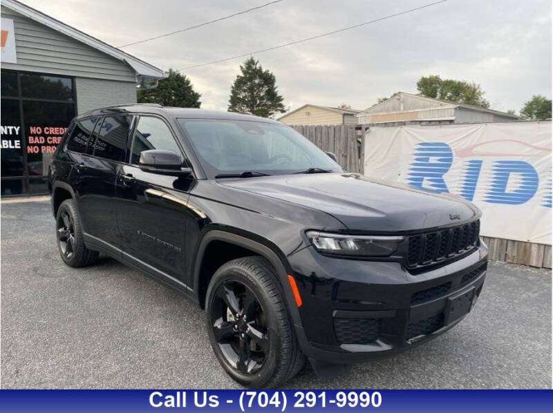 2022 Jeep Grand Cherokee L Altitude