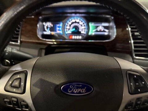 2017 Ford Taurus Limited
