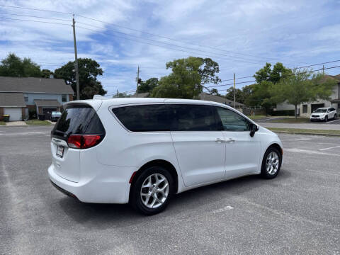 2017 Chrysler Pacifica Touring Plus
