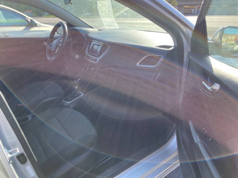 2021 Hyundai Accent SE