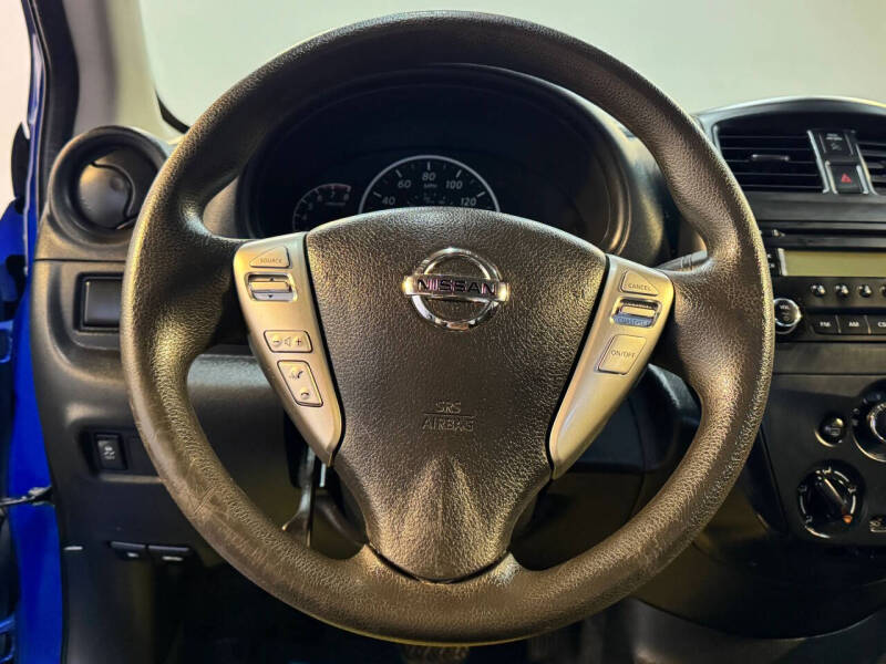 2015 Nissan Versa 1.6 S