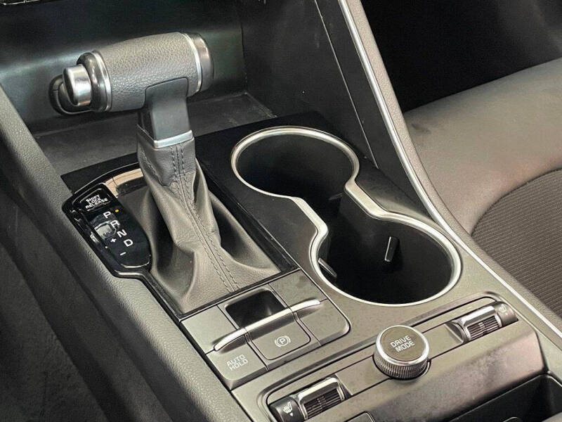 2022 Kia K5