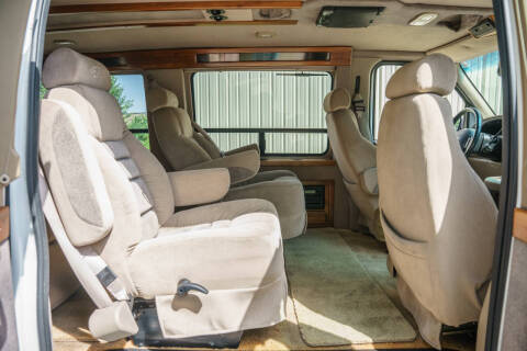 2002 Ford E-Series E-150