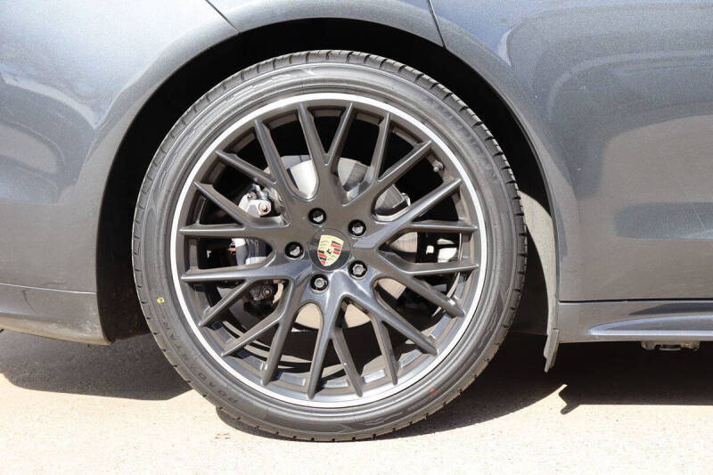 2017 Porsche Panamera