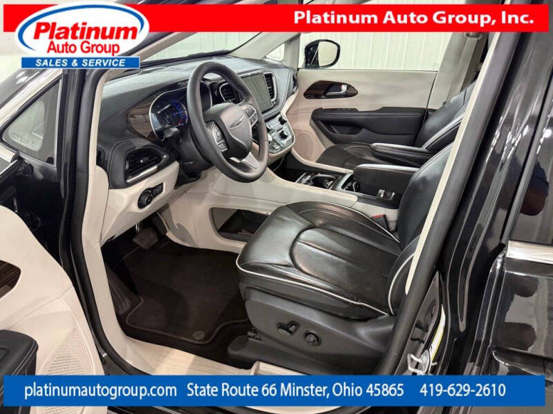 2023 Chrysler Pacifica Plug-In Hybrid Limited