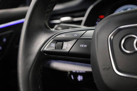 2021 Audi Q8 quattro Prestige 55 TFSI