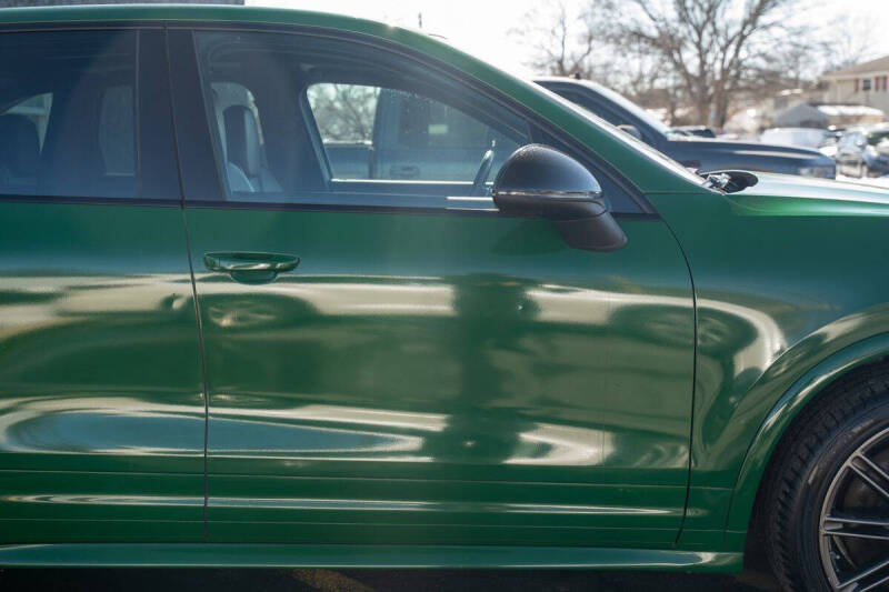 2016 Porsche Cayenne GTS