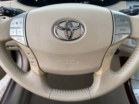 2008 Toyota Avalon XLS