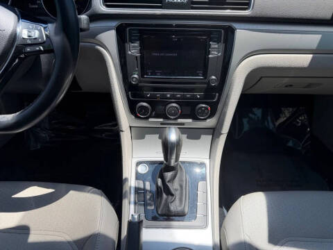 2019 Volkswagen Passat Wolfsburg