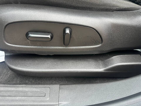 2017 GMC Acadia SLE-2