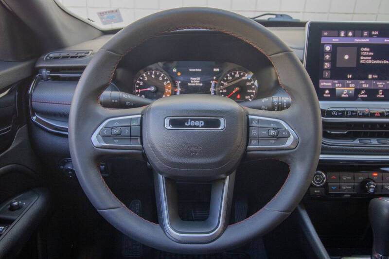 2023 Jeep Compass Trailhawk