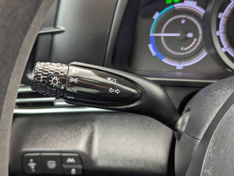 2023 Hyundai Elantra Hybrid Blue