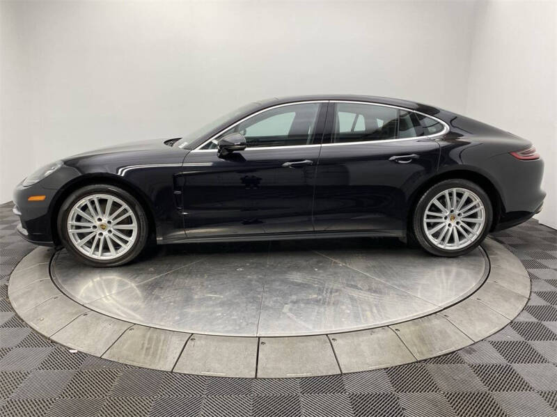 2017 Porsche Panamera 4S