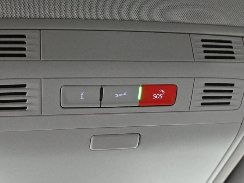 2024 Volkswagen Taos SE 4Motion