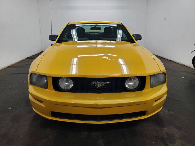 2005 Ford Mustang GT Premium