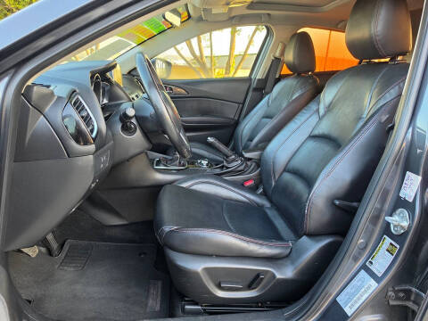 2015 Mazda MAZDA3 s Touring
