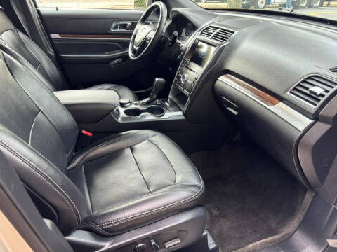 2017 Ford Explorer Limited