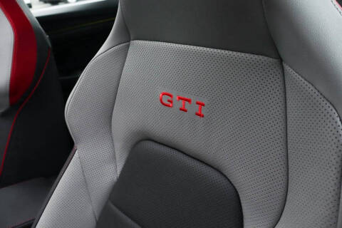 2024 Volkswagen Golf GTI Autobahn