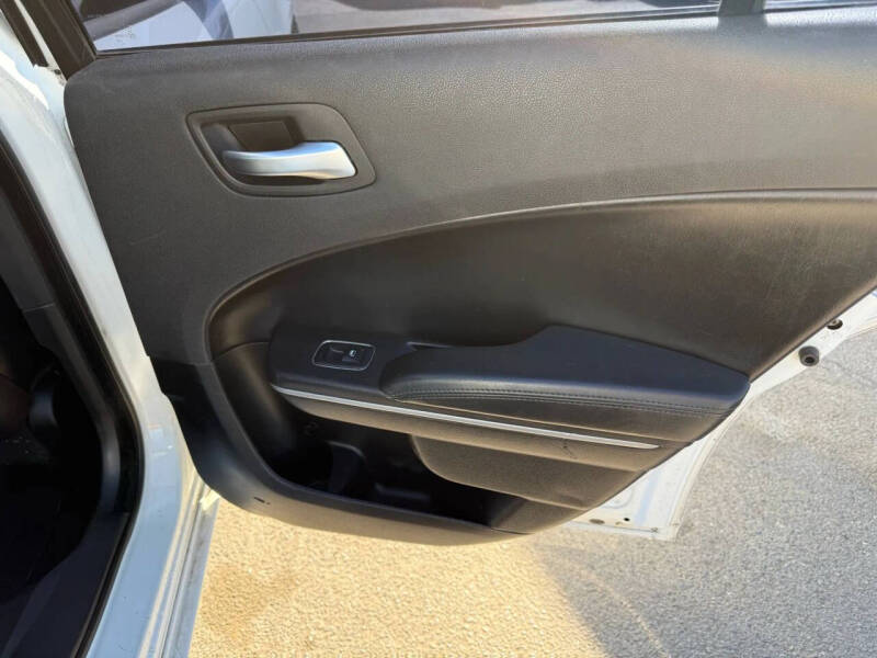 2019 Dodge Charger SXT