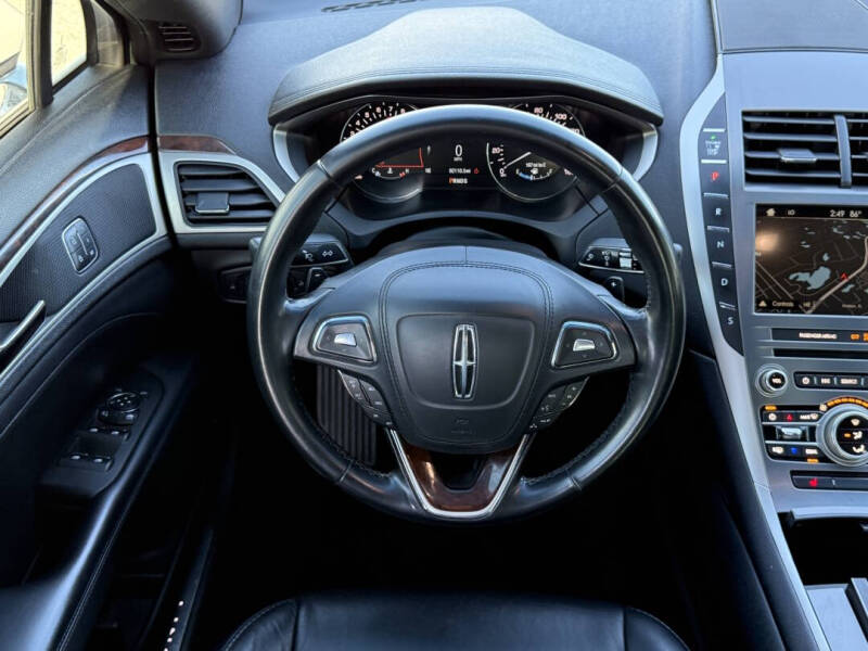 2017 Lincoln MKZ Select