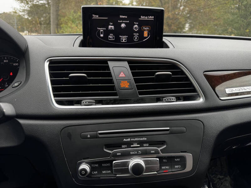 2016 Audi Q3 2.0T quattro Premium Plus