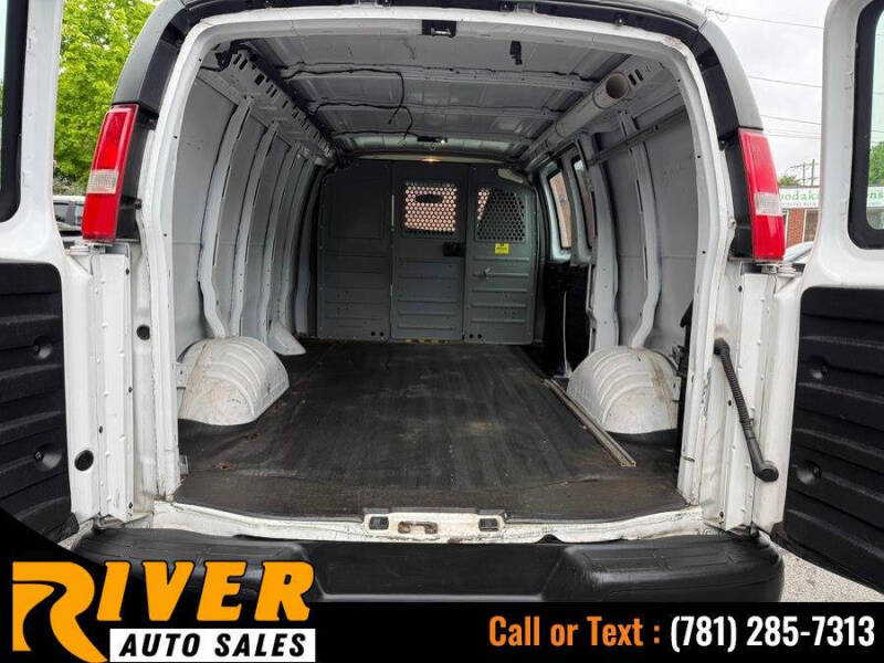 2017 Chevrolet Express 2500