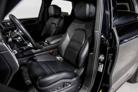 2022 Porsche Cayenne S