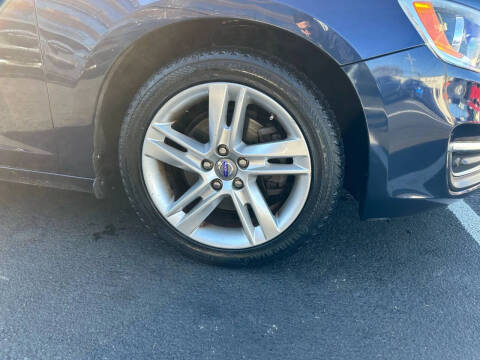 2015 Volvo V60 T5 Drive-E Premier