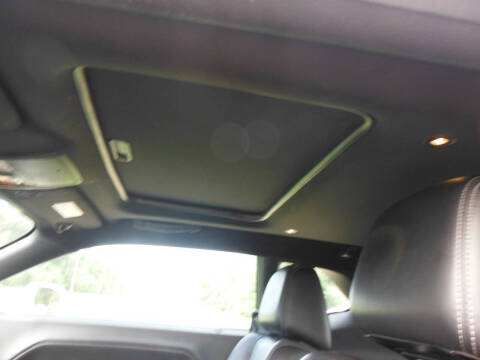 2013 Dodge Challenger SXT Plus