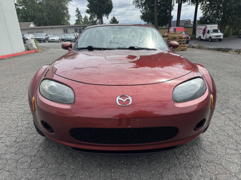 Used 2008 Mazda MX-5 Miata Sport with VIN JM1NC25FX80145161 for sale in Kirkland, WA