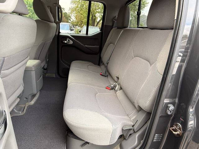 2015 Nissan Frontier SV