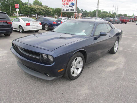 2013 Dodge Challenger SXT Plus