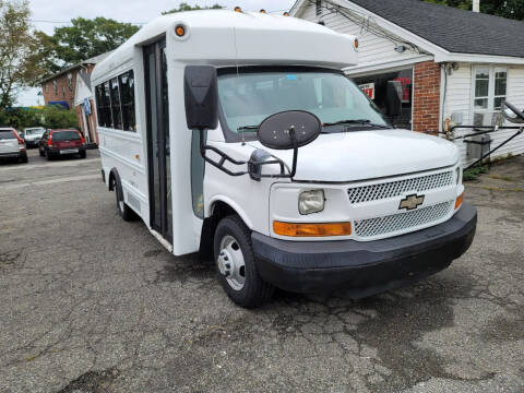 2008 Chevrolet R/V 3500 Series for sale at Plum Auto Works Inc in Newburyport MA