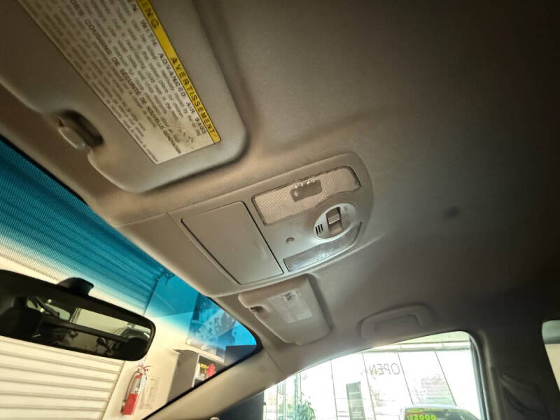 2014 Toyota Prius Four