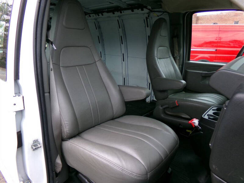 2016 Chevrolet Express 2500