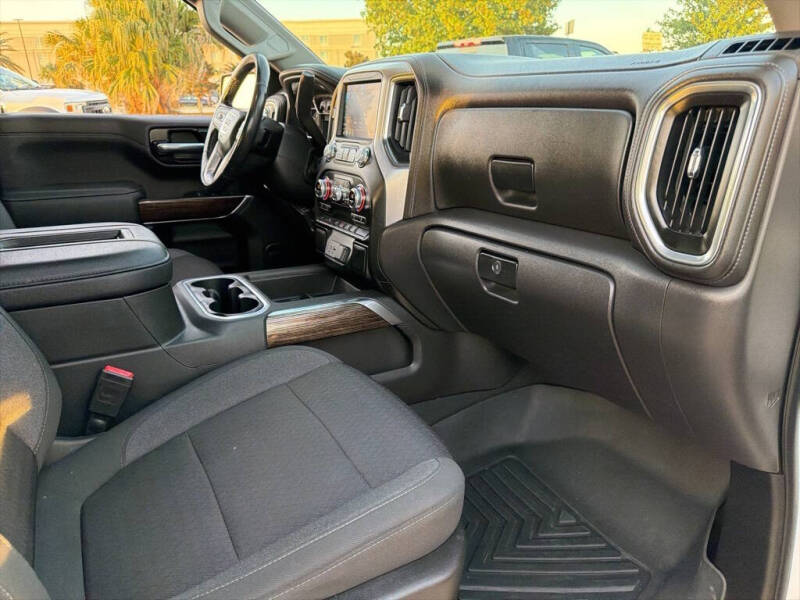2022 GMC Sierra 1500 Limited