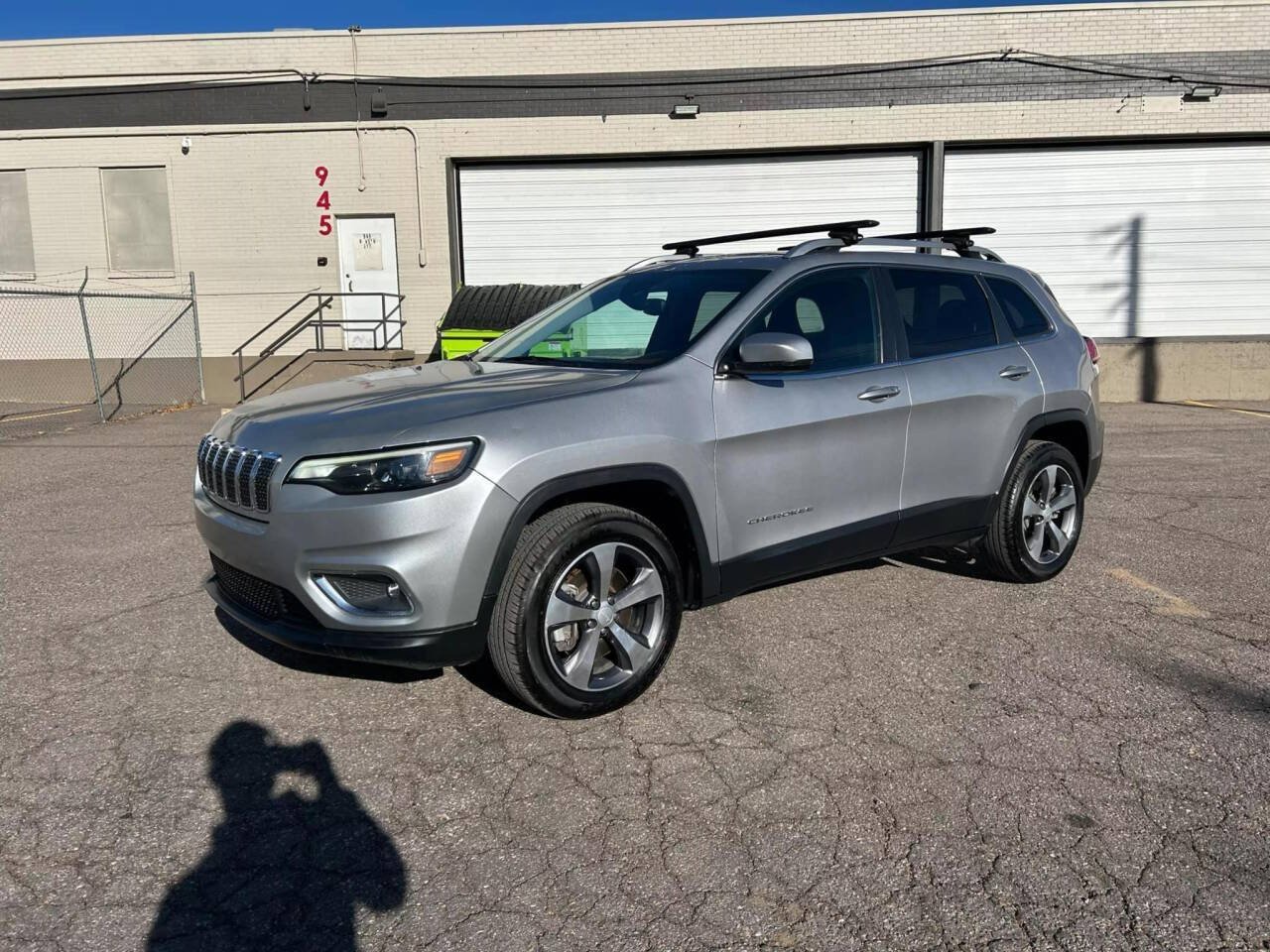 2019 Jeep Cherokee for sale at Car Shine Auto Sales in Denver, CO