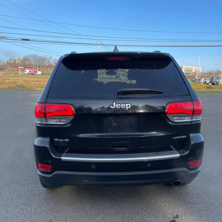 2019 Jeep Grand Cherokee for sale at JM4 Auto in Webster, NY