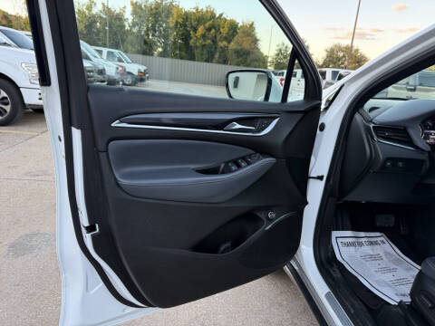 2022 Buick Enclave Essence