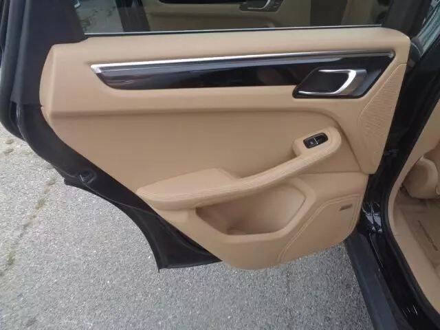 2015 Porsche Macan S