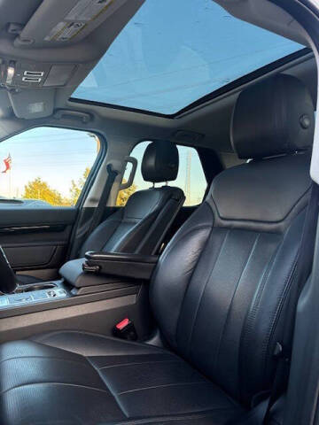 2017 Land Rover Discovery SE