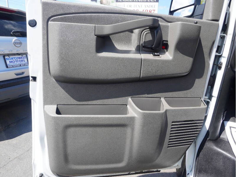 2021 Chevrolet Express 2500