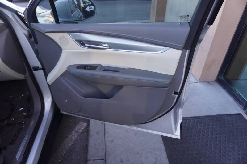 2018 Cadillac XT5 Luxury