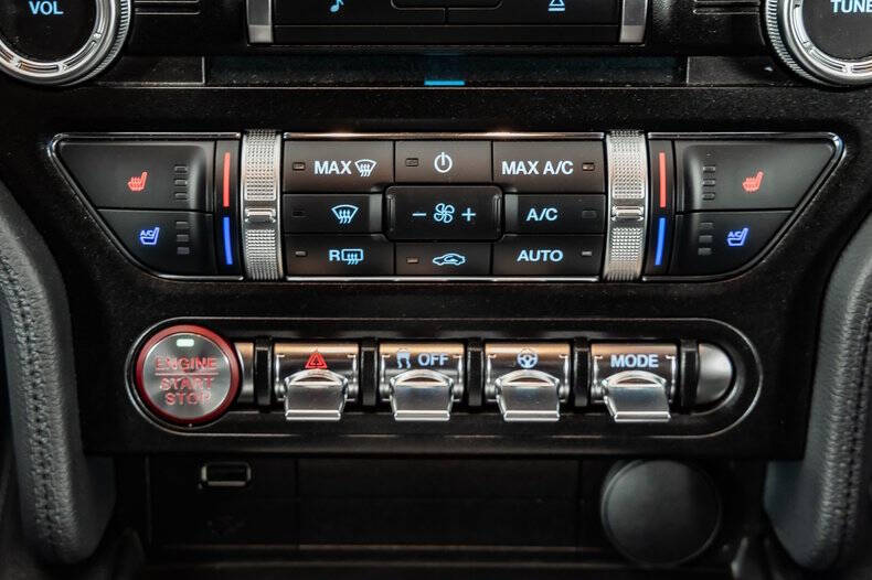2020 Ford Mustang