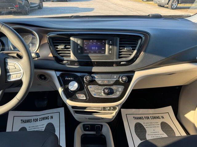 2017 Chrysler Pacifica Touring