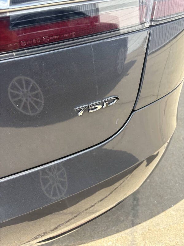 2017 Tesla Model S 75D