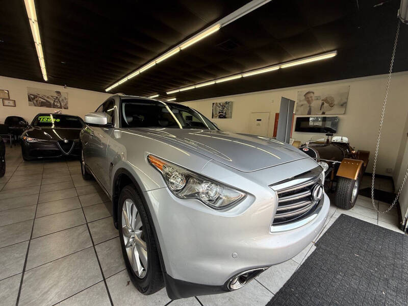 2012 Infiniti FX35