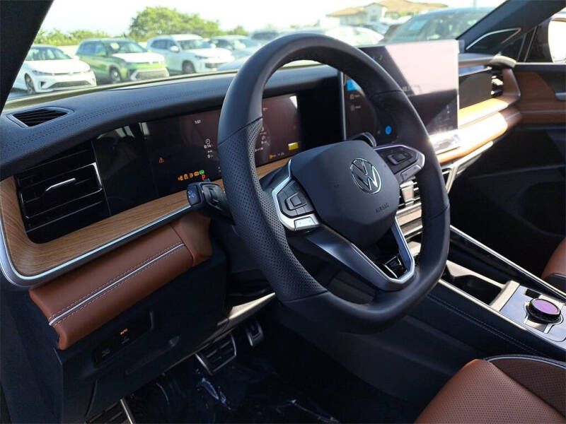 2026 Volkswagen Tiguan SEL R-Line Turbo 4Motion